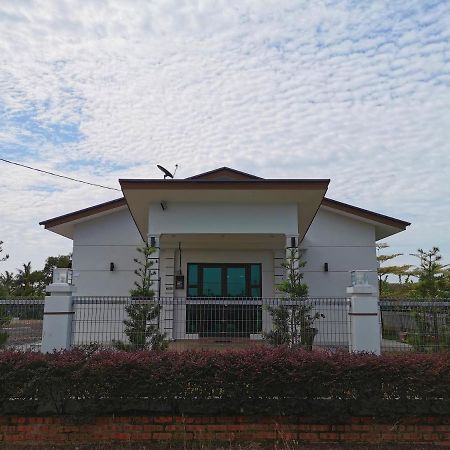 Orchard Villa Melaka ภายนอก รูปภาพ